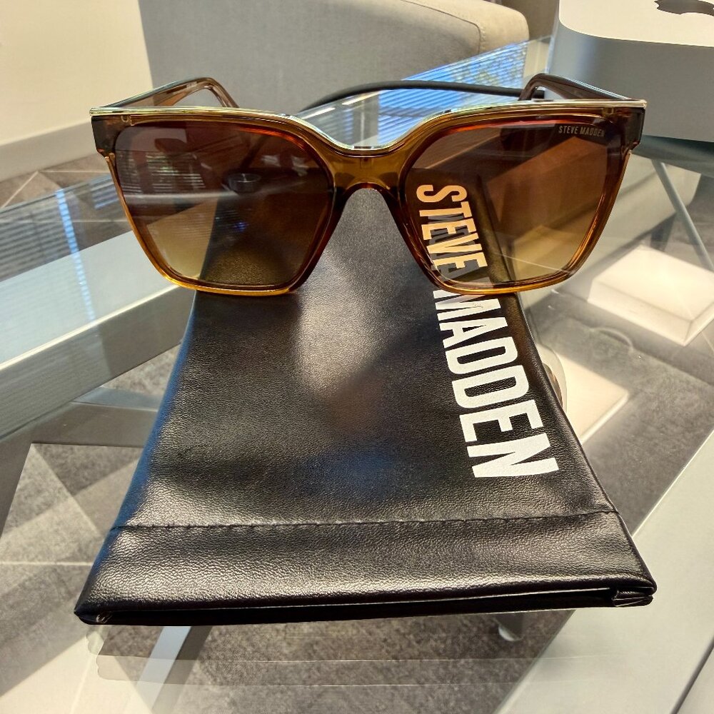Steve Madden Axton Sunglasses Brown/Gold